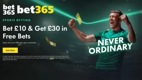 18岁刘洋名宇再夺男单桂冠，本月三冠荣耀！